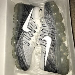 Black and white nike vapormaxes